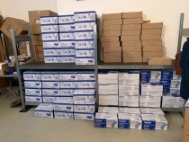 Zwei erfolgreiche Razzien führten zur Beschlagnahme tausender gefälschter Produkte.