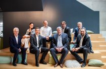 Beiräte sind wichtige Impulsgeber: 1. Reihe v.l.Rudolf Bischler (GF Streit), Dr. Steffen Auer, Peter Bosenius, Marc Fuchs (GF Streit), 2. Reihe v.l. Carolin Stoz, Dr. Peter Behrendt, Prof. Dr. Ing. Johannes Fottner, Rudolf Kast