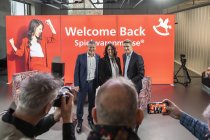 Hauptpressekonferenz der 72. Spielwarenmesse  im Zukunftsmuseum Nürnberg v.l.: Christian Ulrich (Sprecher des Vorstands der Spielwarenmesse eG), Scarlett Wisotzki (Director Communications), Florian Hess (Mitglied des Vorstands der Spielwarenmesse eG).