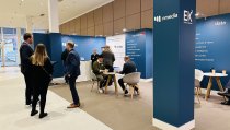 Der gemeinsamen Messestand der EK mit der Messe Frankfurt und nmedia in der Galleria 0 D07. 