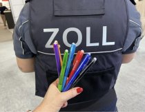 Die sichergestellten Waren, insbesondere Textmarker, Bleistifte, Gläser und Thermoskannen, stammen zum größten Teil aus China aber auch aus Indien und der Türkei. 