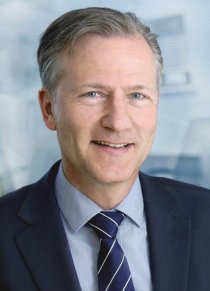 Kyocera Mita Uwe Götz