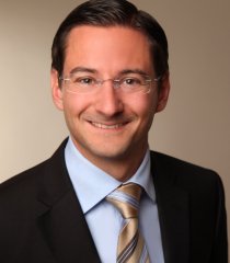Dr. Stefan Grasmugg