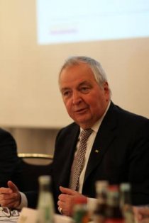 Prof. Klaus Töpfer