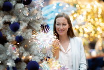 Die Christmasworld präsentiert das Wow-Erlebnis weihnachtlicher und saisonaler Dekorationen und liefert jede Menge Experten*innen-Know-how und Inspiration für abwechslungsreiche Sortiment für eine erfolgreiche Geschäftssaison.