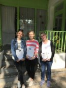 Übergabe an den SOS-Kinderdorf e.V., von rechts nach links: Cora Müller, Anja Spelsberg, Andrea Ollig