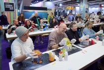 Hands-on, kreativ, mittendrin: In der Creative Academy 2026 wird selbst gestaltet, getestet und gelacht. 