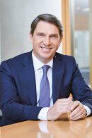 Dirk Henniges, Compass Gruppe