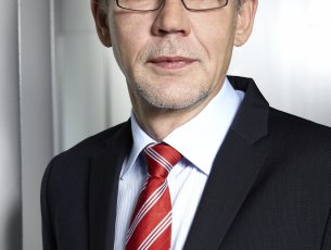 Dr.