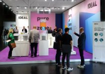 Ideal auf der Orgatec 2022: Aktenvernichter wie auch Luftreiniger haben heute in modernen Büros ihren festen Platz gefunden.
