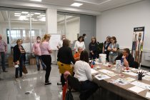 Der vierte Fachhandels-Lehrgang Hobby-Kreativ in Fulda präsentierte neue Techniken, Produkte und viel Hintergrundwissen.