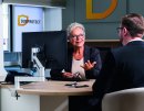 Eine Frage der Haltung: ergonomisch arbeiten mit Monitor Halterungen.