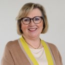 Eva Olbrich verantwortet die Christmasworld und die Creativeworld.