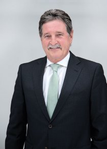 Hubert Haizmann, Krug & Priester