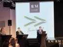 Arnd Hinrich Kappe (r.), Geschäftsführer der Messe Offenbach, bei der Eröffnung der ILM.