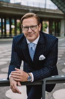 Markus Schön gibt seinen Vorstandposten bei buero.de auf