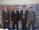 Pelikan Hardcopy Distribution: Berrie Matse, Geschäftsführer; Flavio Monti, Managing Director Group Production; Joachim Kretschmer, Chief Technical Officer, und Erik Andriessen, European Marketing Manager Hardcopy