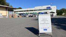 Maul eröffnet Logistik in Michelstadt: Mit einer Gesamtfläche von 7.500 Quadratmetern und 8.000 Palettenplätzen ermöglicht das neue Zentrallager eine verbesserte Supply Chain und gesteigerte betriebliche Effizienz.