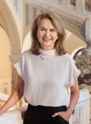 Mary Gräfin von Faber-Castell wechselt in den Aufsichtsrat der Faber-Castell AG.