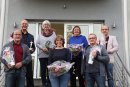Ehrung der Mitarbeiter der ersten Stunde (von links): Thorsten Seegert, Logistikleiter; Dirk Ohlmer, Geschäftsführung; Isolde Ohlmer, Personalwesen; Karin Bayer, Rechnungswesen; Peter Gerland, IT-Leiter; Andreas Poßelt, Reklamationsabteilung und Dagmar Pf