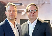 Christoph Ollig (l.) übernimmt ab 1. Januar 2026 die Position als Regional Vice President Central Europe von Ard-Jen Spijkervet, der künftig als President International bei Acco Brand verantwortlich zeichnet.