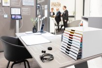In der Halle 3.0 C51 dreht sich beim Rahmenprogramm alles um das „Büro der Zukunft“ - diesmal mit dem Schwerpunktthema „Smart Solutions“. 