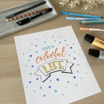 Dieses Jahr bietet Stabilo für Besucher der Messe Insights-X einen Online-Hand-Lettering Workshop an.