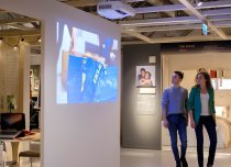 Kunden erwarten ein interessanteres Einkauferlebnis und würden dann auch wieder mehr im Geschäft selbst kaufen. Bild: Epson