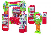  Das imposante Schulmarktkonzept bietet für den Fachhandel individuell wählbare Displays, um die Kompetenz als Anbieter von Schulbedarf zu unterstreichen. 