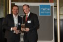 Ulrich Spaan, Mitglied der Geschäftsleitung, ehi, und Thorsten Paedelt, Geschäftsführer Sales & Marketing,  duo (von links ) bei der Preisübergabe.