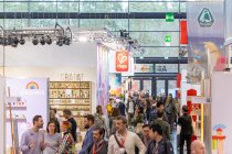 Volle Hallen zur Jubiläumsausgabe: Die 75. Spielwarenmesse 2026 in Nürnberg ist nahezu ausgebucht und vereint Marktführer, Rückkehrer und Newcomer der internationalen Spielwarenbranche.