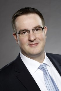 Tobias Nagel, Medium