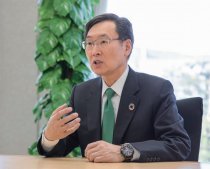 „Epson wird sein Möglichstes unternehmen, um die Auswirkungen des Klimawandels zu minimieren“, Minoru Usui, Präsident der Seiko Epson Corporation.