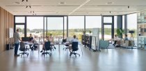 Das Büro ist weiterhin wichtigster Ort für Austausch und Identifikation.
