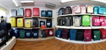 Das Fachcenter „Schulranzen.com“ in Biberach bietet eine breite Auswahl an Schulranzen, Taschen und Reisegepäck.