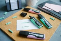 Der „Stabilo Green Boss Pastel“ aus 83 Prozent recyceltem Kunststoff kombiniert Trend mit Nachhaltigkeit und ist die perfekte Wahl für alle stil- und umweltbewussten Kunden.