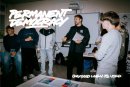 Mit der Initiative „Permanent Democracy“ unterstützen edding und IRIEDAILY Demokratie Workshops an Schulen in Berlin und Brandenburg.