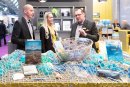 Für saubere Meere: Aus Altplastik recycelte Stifte und sogar Notizbuchhüllen und Mäppchen wurden auf der Paperworld 2020 gezeigt.