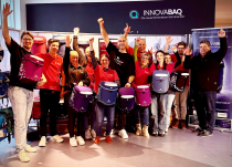 Das Team von Innovabag vereint Produktentwicklung, medizinische Expertise und Vertrieb. Gemeinsam arbeitet es an einem differenzierten Konzept, das auf Beratungskompetenz, nachhaltiges Wachstum und eine enge Zusammenarbeit mit dem Fachhandel setzt.